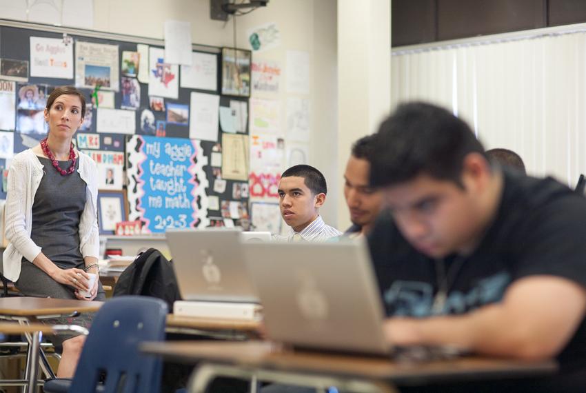 Austin High School. Photo by: Muliadi Soenaryo